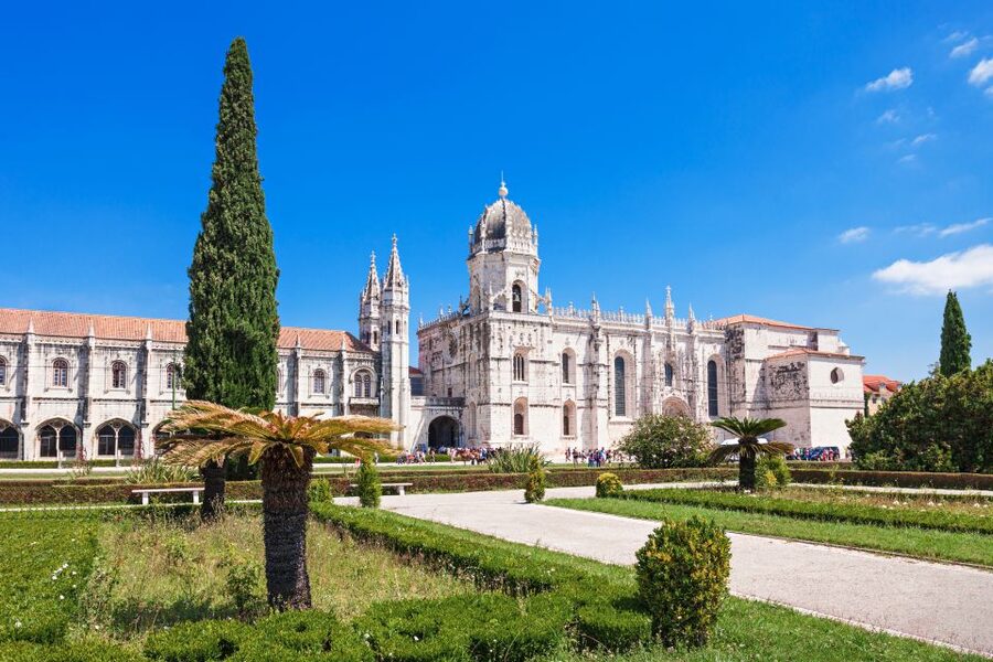 Lisbon: 1-or 2-Day Hop-On Hop-Off Bus Tour - Key points to know before you ride