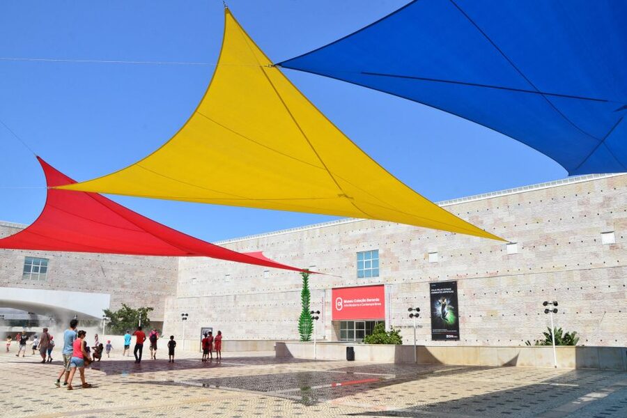 Lisbon: Boat Tour Ticket and Hop-on Hop-off 48-Hour Bus. - How to use the 48 hours wisely
