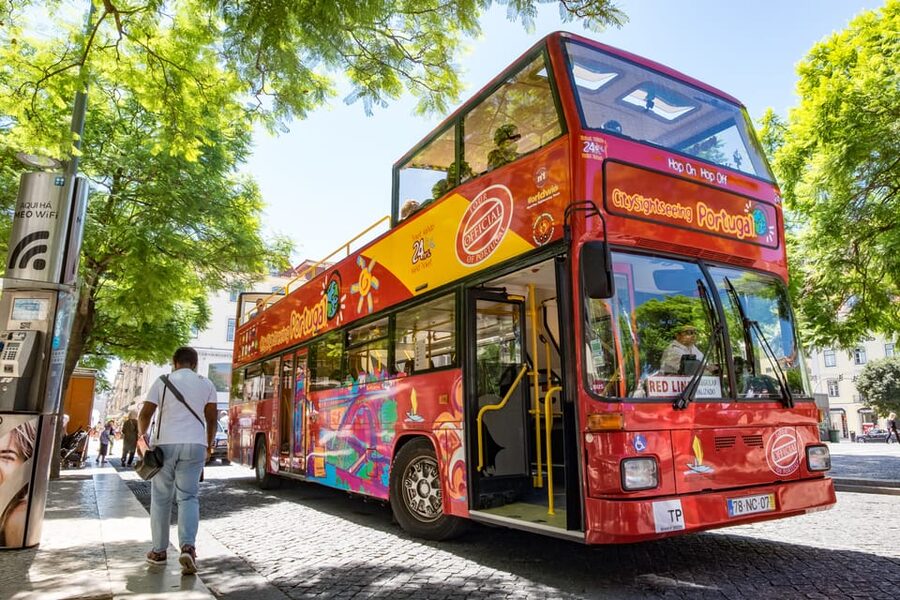 Lisbon: City Sightseeing Hop-On Hop-Off Bus Tour - Key points to know before boarding