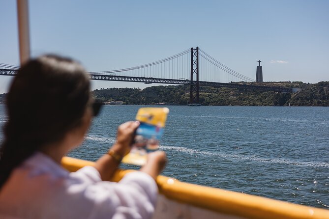 Lisbon Hop-On Hop-Off Bus Tour and River Cruise - Key points to know before you board