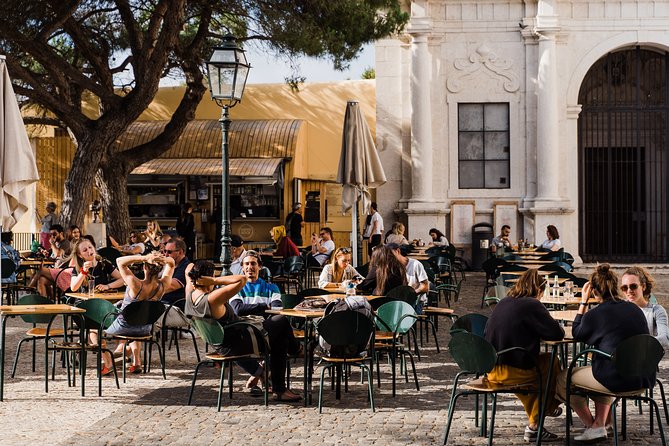 Lisbon: Hop-On Hop-Off Tour Bus with Three Routes Including Tram - Audio, comfort, and the waiting game