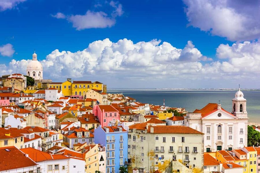 Lisbon: Tuk Tuk Hop-On Hop-Off Tour - Viewpoints that reward the climb