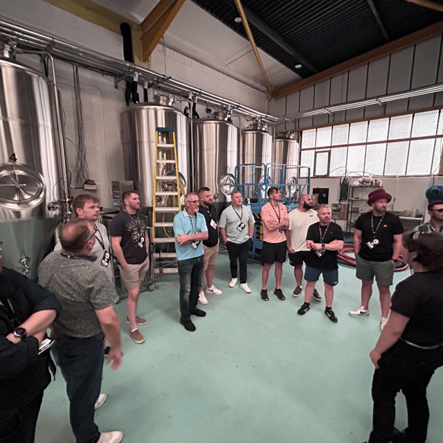 Liverpool: Brewery Bus Tour with 12 Beer and Pizza - Why this brewery tour works in Liverpool