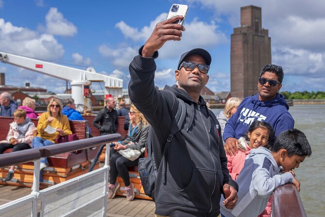 Liverpool: River Cruise & Sightseeing Bus Tour - Stop 2: Mathew Street and the Cavern Club
