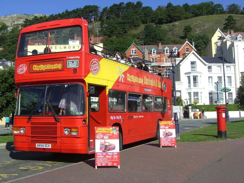 Llandudno: City Sightseeing Hop-On Hop-Off Bus Tour - Llandudno Pier and the Victorian seafront