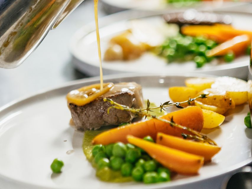 London: 6-Course Gourmet Dinner on a Luxury Coach - Key points to know before you book