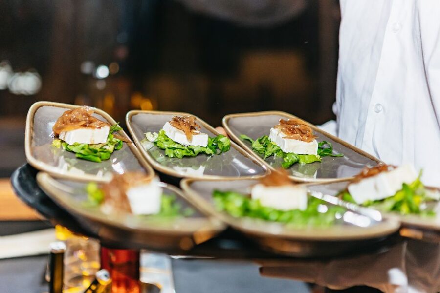 London: 6-Course Gourmet Dinner on a Luxury Coach - Is the wine pairing worth adding?