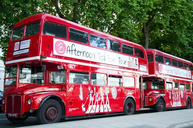 London: Afternoon Tea Bus Tour - 1960s Routemaster Bus - Staff service and the mood on board