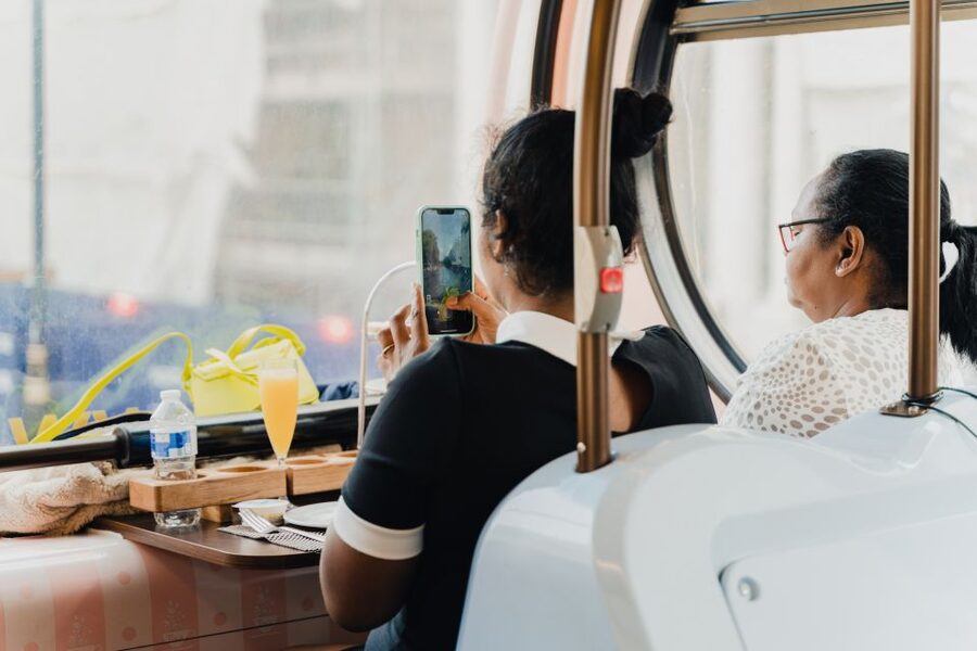 London: Afternoon Tea Bus with a Glass of Prosecco - Should you book the afternoon tea bus?