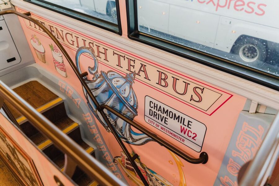 London: Afternoon Tea Bus with a Glass of Prosecco - Practical advice for a smoother outing