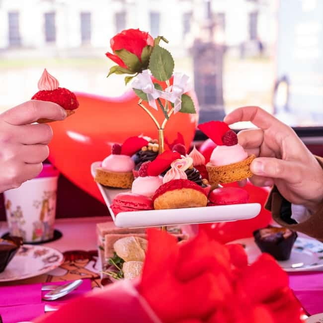 London: Afternoon Tea Sightseeing Bus Tour - Booking value and practical timing