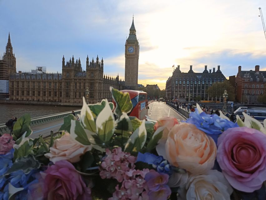 London: Bar Bus Tour by Tootbus - Booking, cancellation, and timing tips
