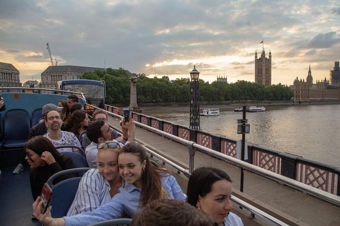 London by Night Sightseeing Open Top Bus Tour with Live Guide - Tower of London and Tower Bridge