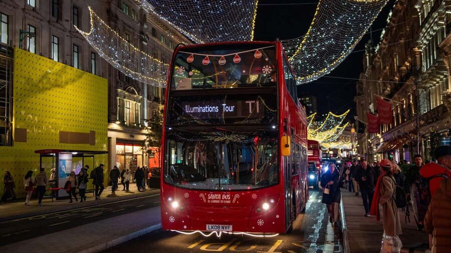 London: Christmas Lights Santa Sleigh Open-Top Tour - Regent Street and Hamleys provide the family appeal