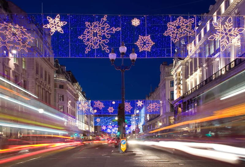 London Christmas Lights Tour by Vintage Bus Open Top - The route through central London