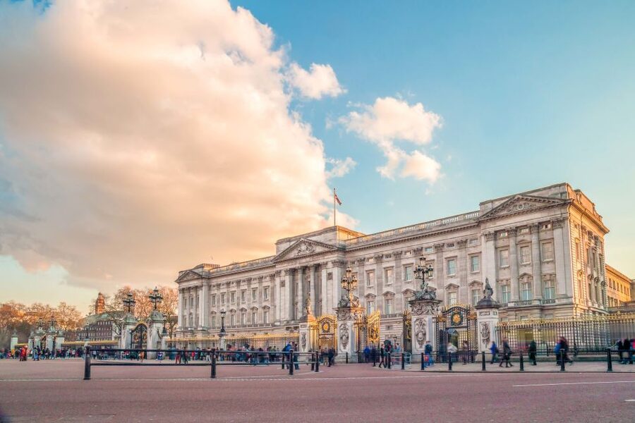 London: Full-Day Sightseeing Bus Tour with River Cruise - The River Thames finish