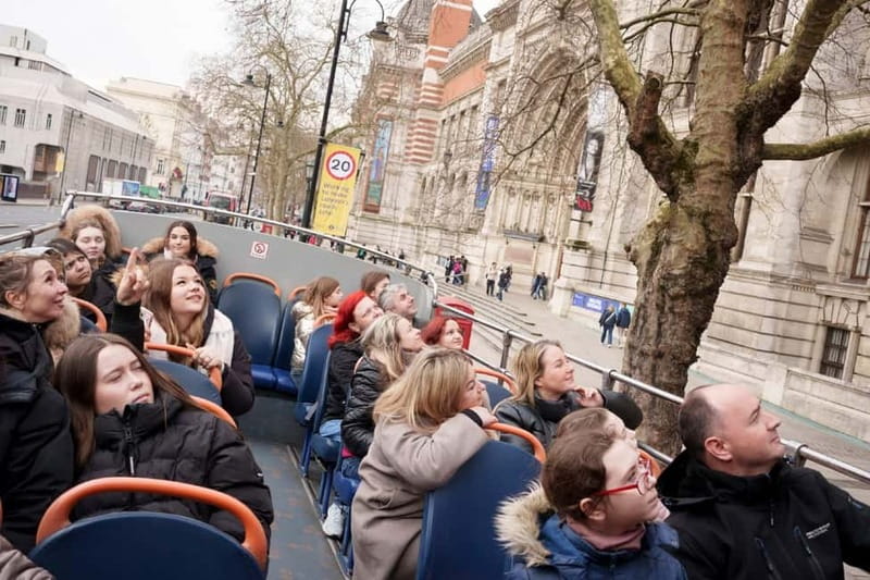 London: Golden Tours Gray Line Hop-on Hop-off Bus Tour - The Shard, Hyde Park, and Marble Arch