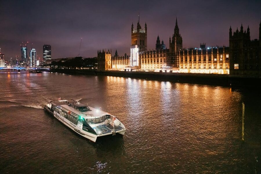 London: Hop-On Hop-Off 1-Day River Sightseeing Adventure - How the one-day pass works