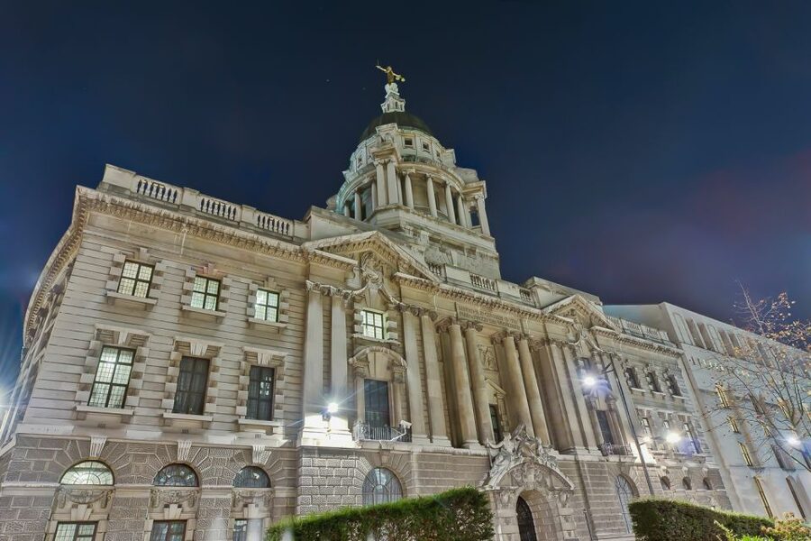 London: Jack The Ripper and Sherlock Holmes Bus Tour - From Victoria Coach Station to haunted London