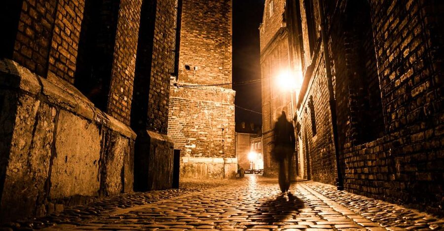 London: Jack The Ripper and Sherlock Holmes Bus Tour - The Elephant Man and Mrs. Lovett’s dark tale