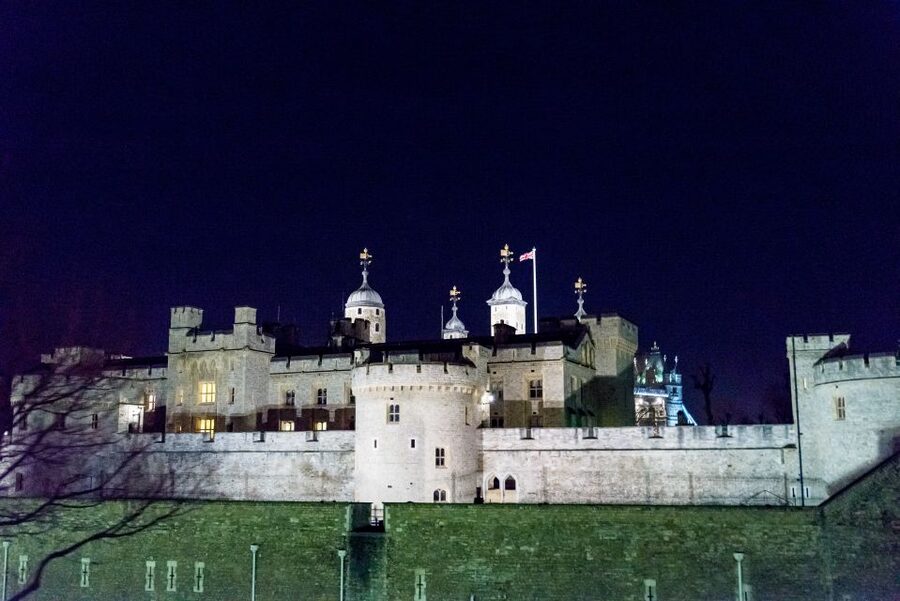 London: Nighttime Open-Top Sightseeing Tour with Live Guide - The City, St. Paul’s, and Tower Bridge