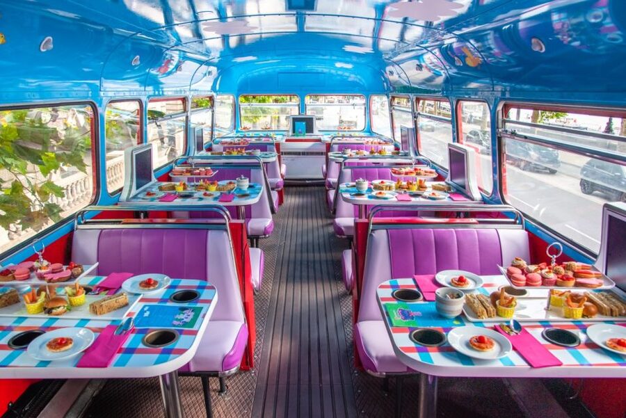 London: Peppa Pig Bus Tour with Entertainment - Big Ben, Piccadilly Circus, and the London route