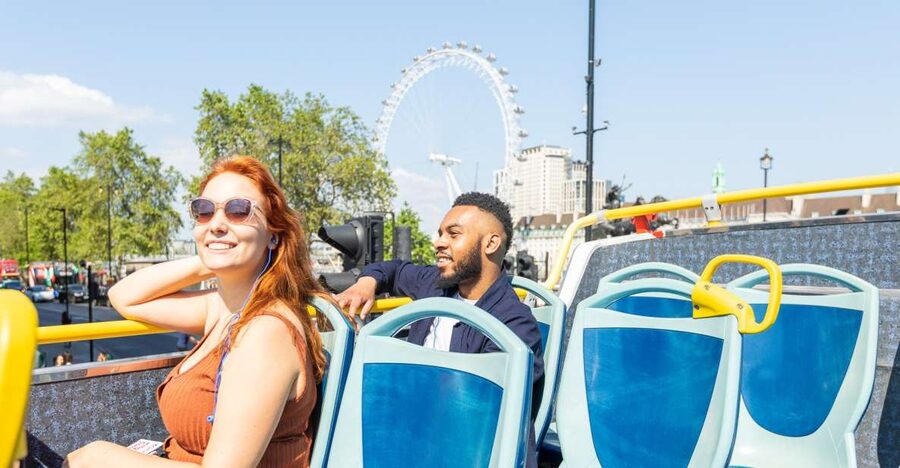 London: Tootbus Hop-on Hop-off (Optional River Cruise) - Audio commentary, languages, and onboard comfort