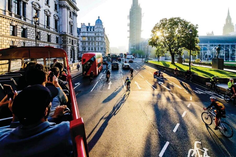London: Tootbus London by Night Bus Tour - How much the $37 price is worth