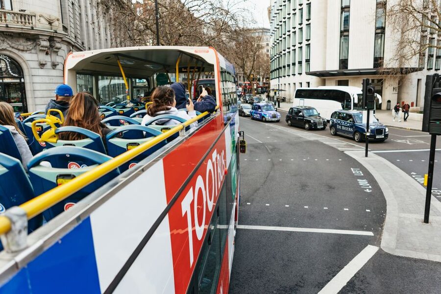 London: Tootbus Must-See Hop-On Hop-Off Bus Tour with Cruise - Westminster Pier to Tower Pier by boat