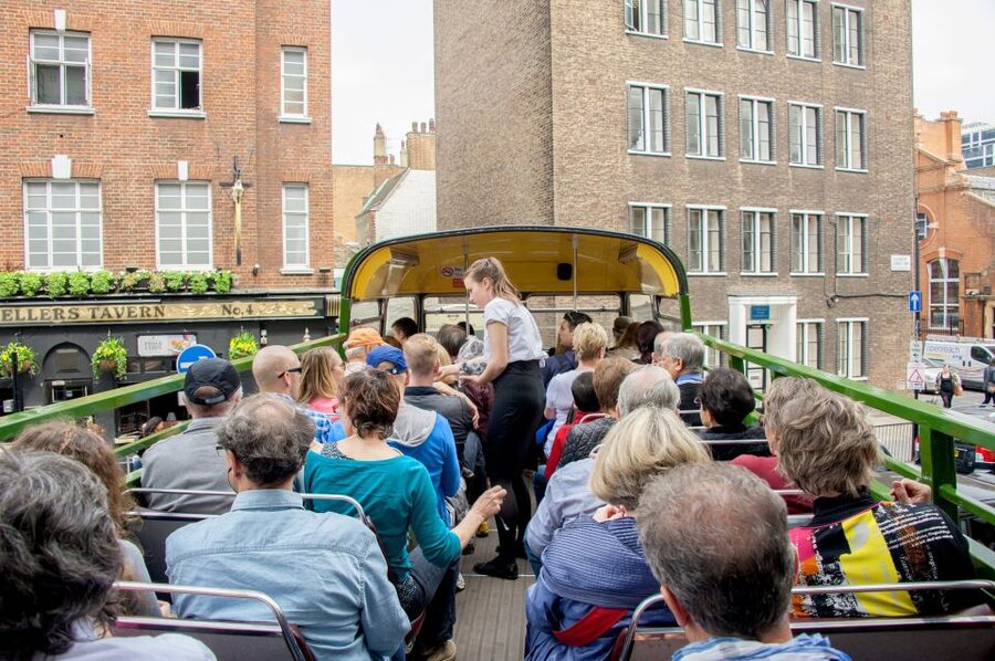 London: Vintage Bus Tour and London Eye Ticket - Seeing Westminster from the vintage bus