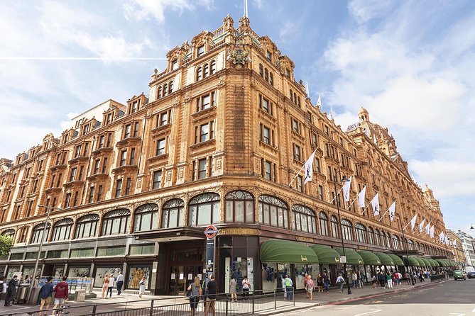 London Vintage Bus Tour with Cream Tea at Harrods - What the $137.04 price really covers