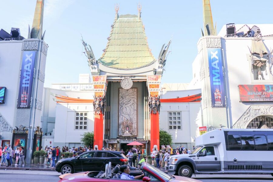 Los Angeles: Hollywood & Celebrity Homes Open-Air Bus Tour - The tour at a glance