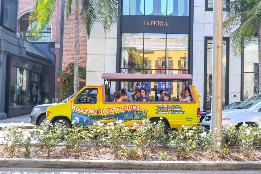 Los Angeles: Hollywood & Celebrity Homes Open-Air Bus Tour - The guides make or break the two hours