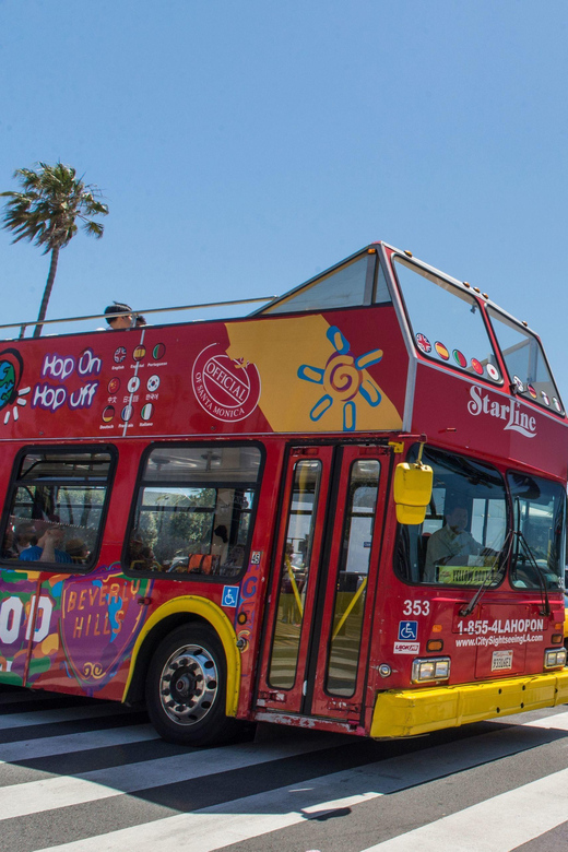 Los Angeles: Universal Studios Hollywood & Bus Tour Package - Beverly Hills, Rodeo Drive, and Bel-Air