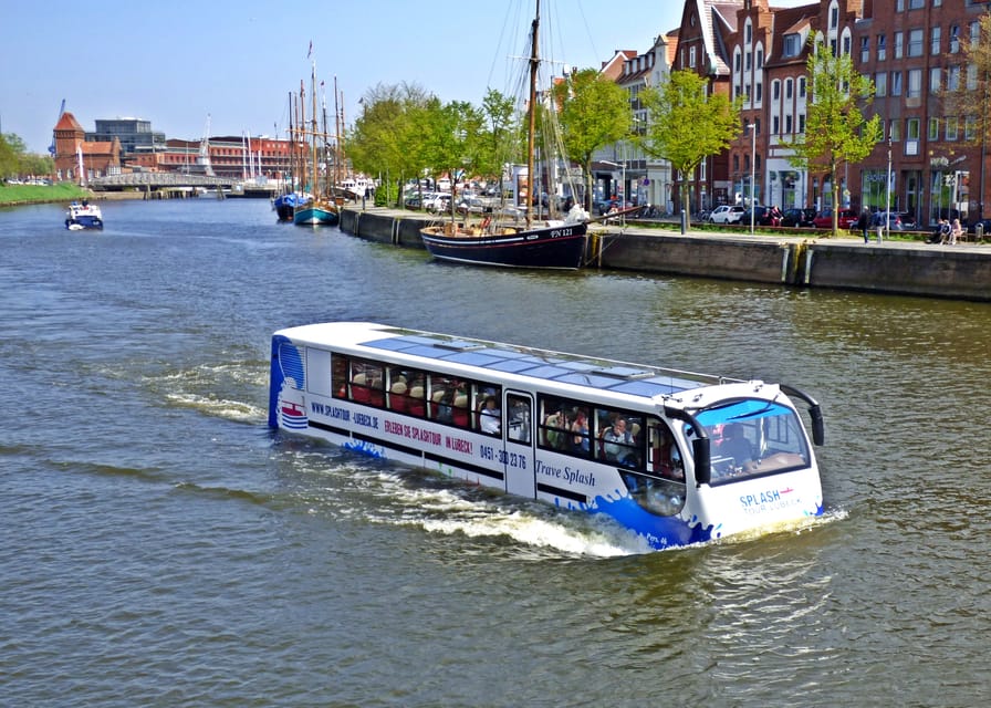 Lübeck: 1-Hour Splash Bus City Tour - What the German commentary adds