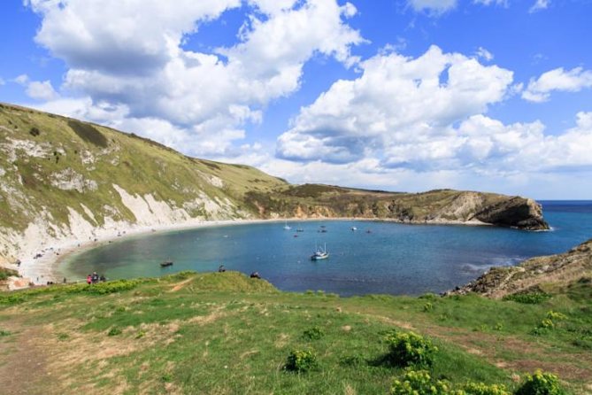 Lulworth Cove & Durdle Door Mini-Coach Tour from Bournemouth - Seeing Durdle Door without rushing