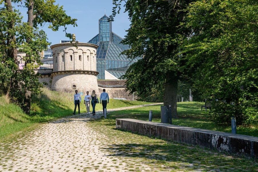 Luxembourg: City Bus Tour with Audio Guide and Headphones - The audio guide and what you hear