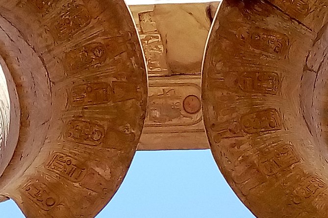 Luxor by Bus - The Colossi of Memnon make a quick final stop