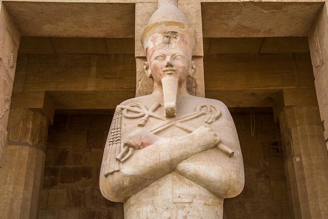 Luxor Overday Tour by Mini Bus - What the guide and private format add
