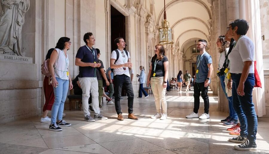 Madrid: 4-Hour Bus Tour with Royal Palace Admission - Las Ventas: the useful photo stop