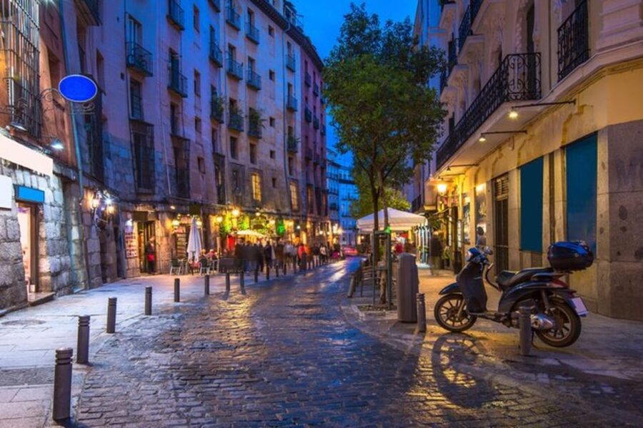 Madrid: Panoramic Open-Top Bus Day or Night Tour with Guide - Starting at the Monument to Goya and Neptune Fountain