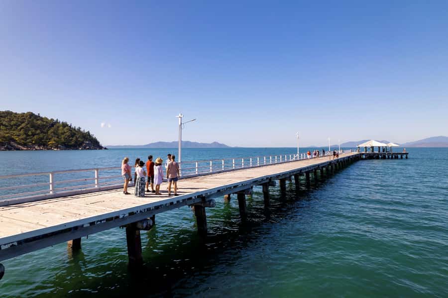 Magnetic Island: Guided Bus Tour with Morning Tea - Key points at a glance