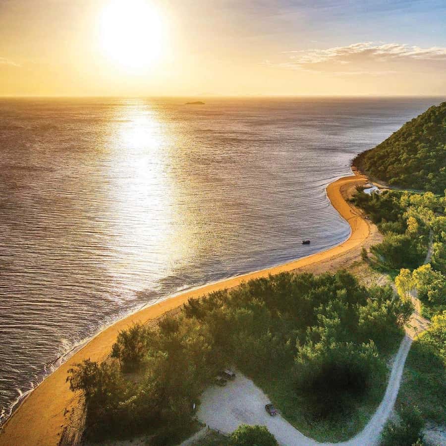 Magnetic Island: West Point Sunset Safari Bus Tour - Is $88 good value?