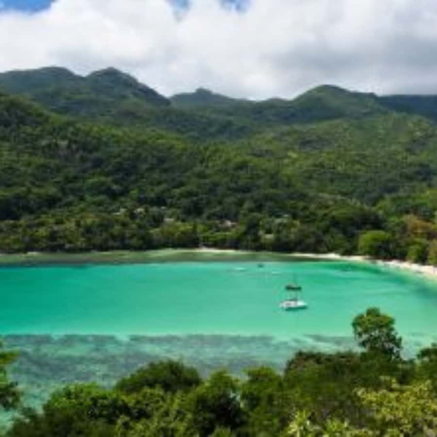 Mahe Discovery Bus Tour - A beach sampler built for a short stay