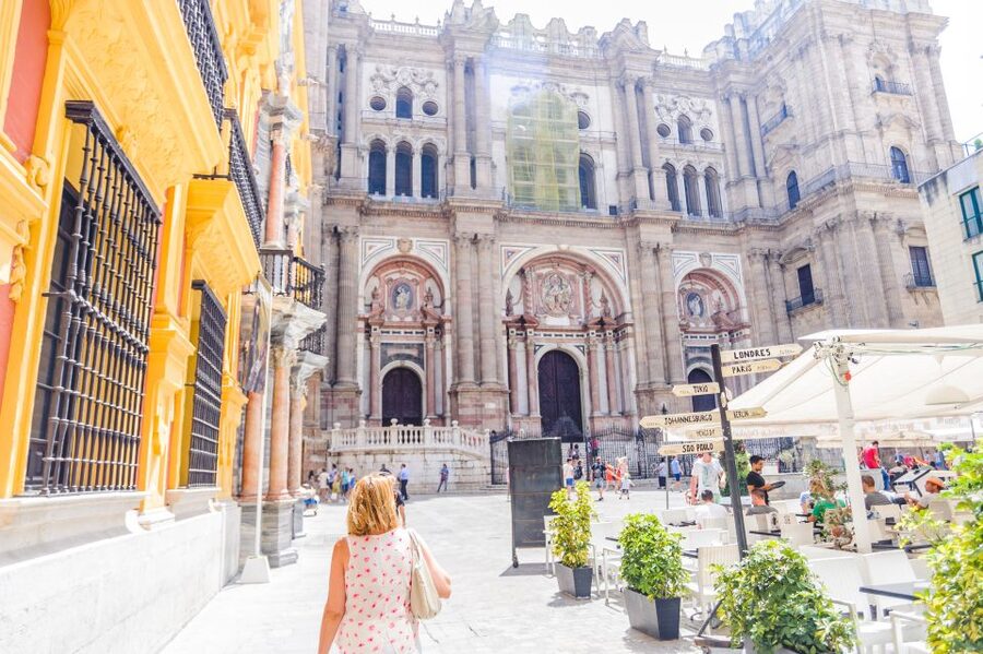 Malaga: City Sightseeing Hop-On Hop-Off Bus Tour - Gibralfaro and the Alcazaba