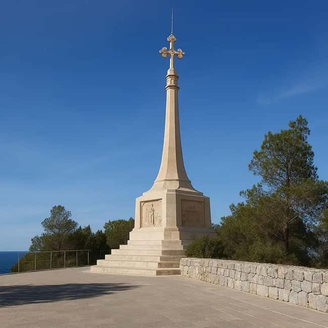Mallorca: 3-hour bus tour around Calvià with 2 stops - Paguera and the road toward Santa Ponsa