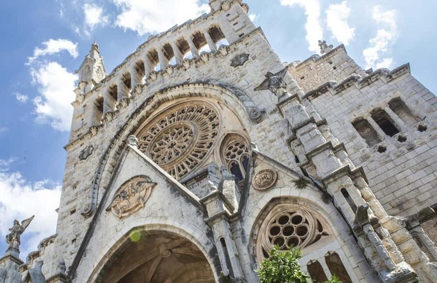 Mallorca Island Tour with Boat, Train, Tram and Bus - Port de Sóller brings a short local tram ride