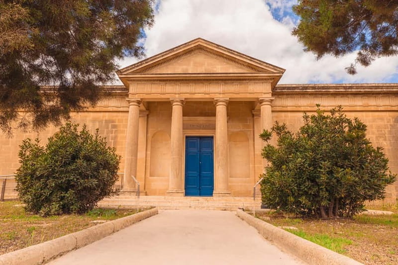 Malta: 2-Day Hop-On Hop-Off Bus & Harbour Cruise (CMO) - Who will get the most from this experience?