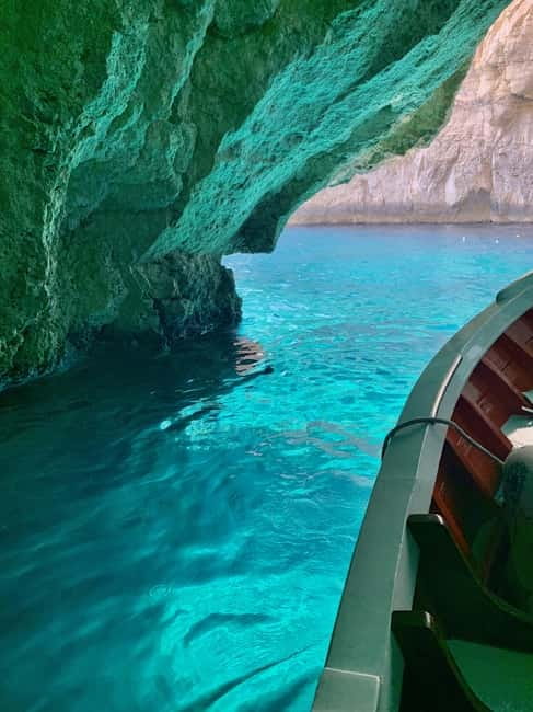 Malta: 5 hr Vintage Bus Tour - Mdina & Blue Grotto inc. food - Five hours gives you breadth rather than depth