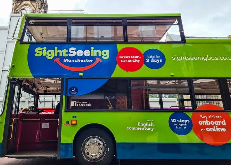 Manchester: Sightseeing Bus Tour - National Football Museum and Manchester Cathedral